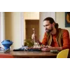 Zestaw klocków konstrukcyjnych LEGO Ideas 21350 Szczęki — 1497 elementów, 3 minifigurki, łódź i kultowy rekin, zalecany wiek 18+