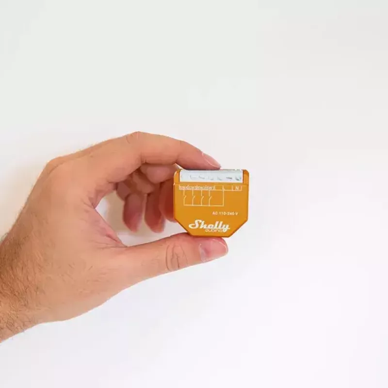 Inteligentny przełącznik Shelly Qubino Wave i4 — bezprzewodowy kontroler scen 110–240 V, 16 A, 50/60 Hz, pomarańczowy
