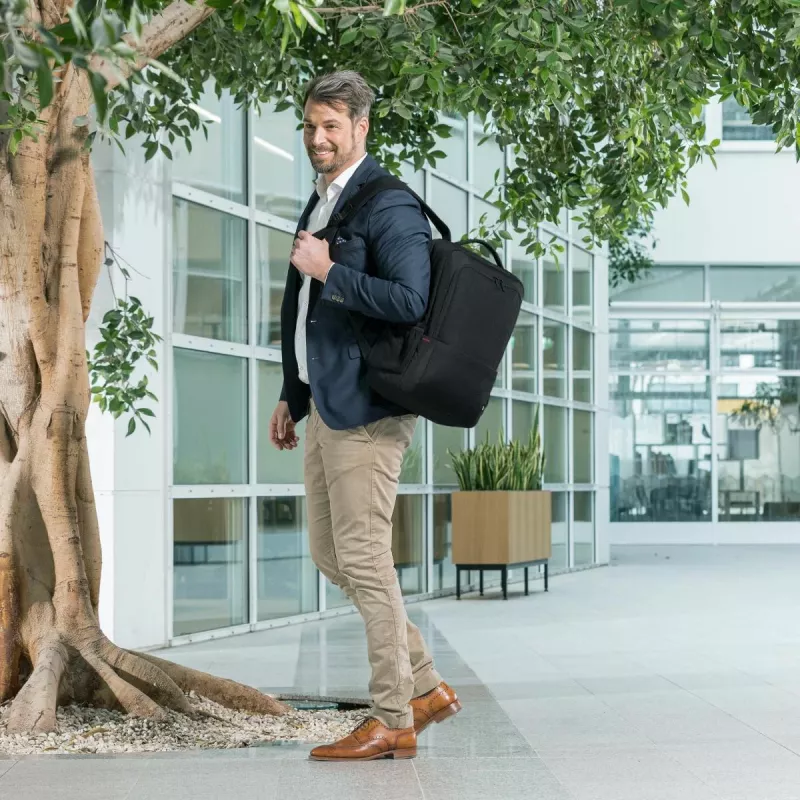 DICOTA Eco Backpack Plus Base - 13-15.6in Notebook Case - Czarny / 300d Rpet Poliester
