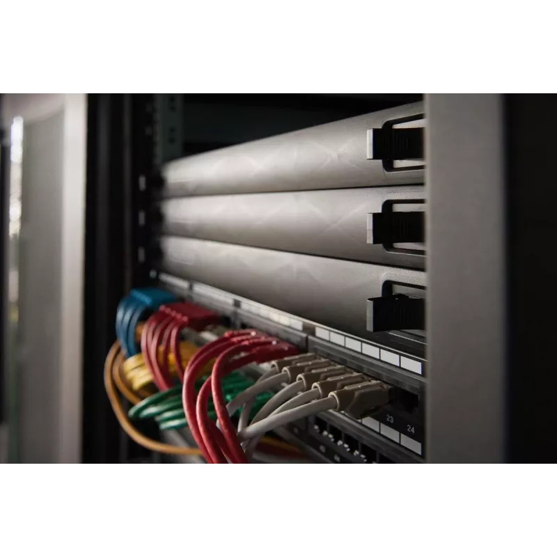 DIGITUS panel zaślepiający 1U, zatrzaskowy, materiał ABS kolor czarny