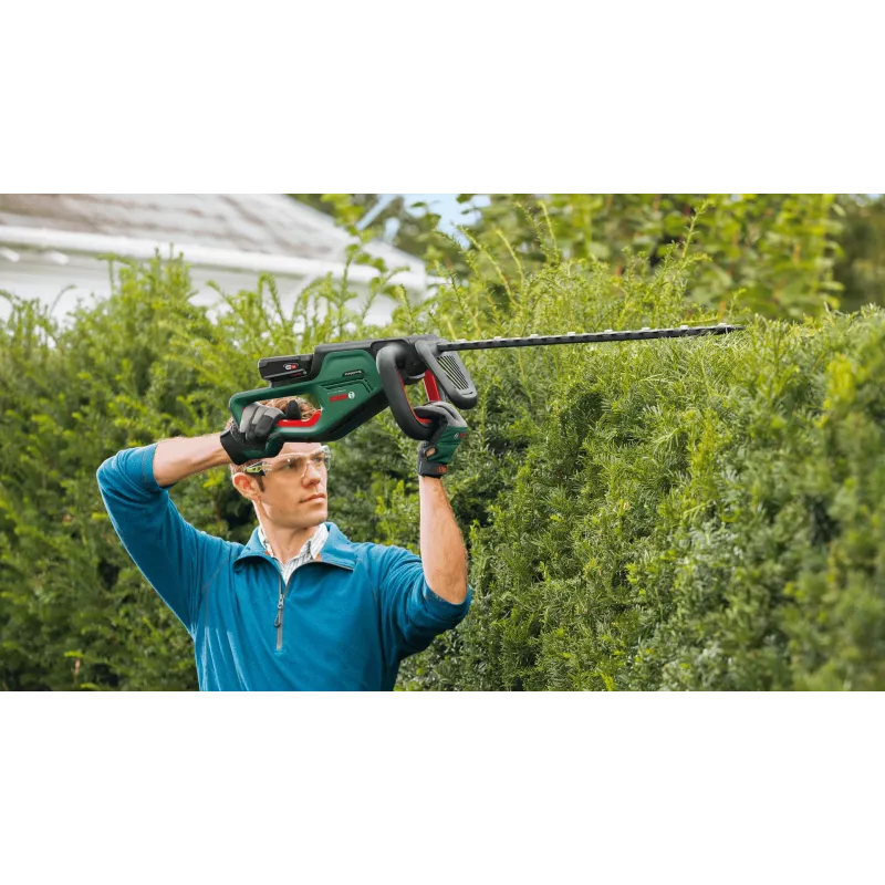 Bosch Universal HedgeCut 18V-50 Nożyce do żywopłotu pojedyncze ostrze 2,6 kg