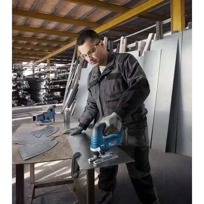 Bosch GST 18V-125 B Professional wyrzynarka akumulatorowa