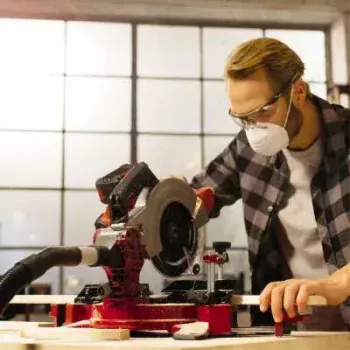 Standardowa pilarka ukosowa Einhell TE-MS 18/210 Li-Solo