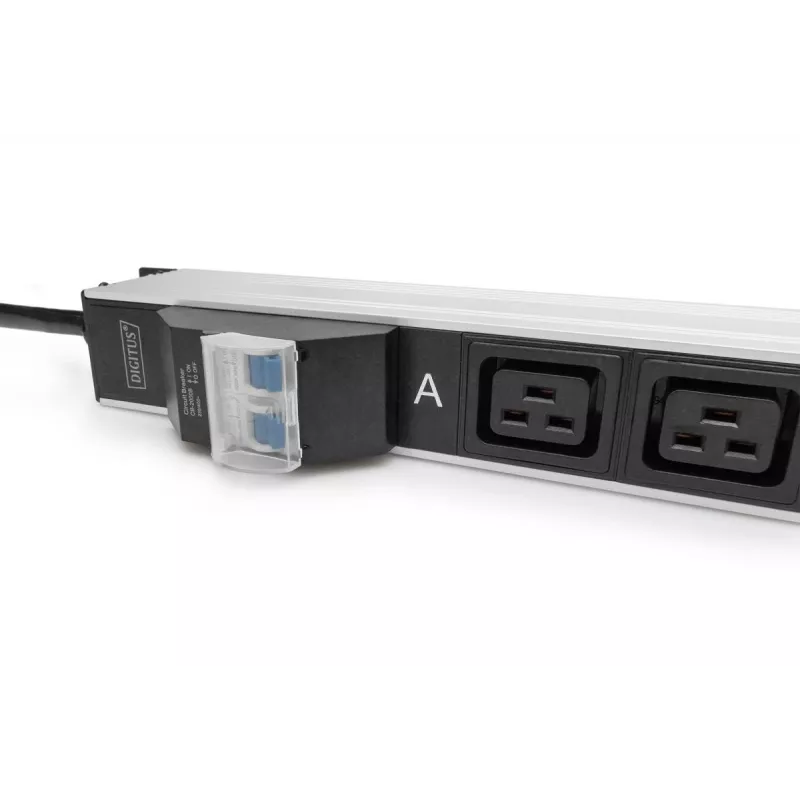 DIGITUS IT BASIC PDU. Pionowy. 32A. 24 x C13. 4 x C19