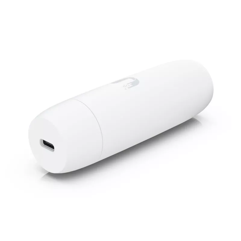 Przejściówka PoE UBIQUITI UACC-ADAPTER-POE-USBC — wejście 48 V, wyjście 5 V 0,25 A, kompaktowa 30,4×30,4×95 mm, biała