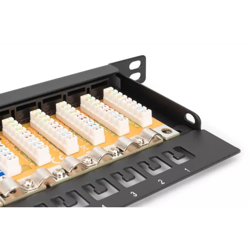 DIGITUS Patch panel CAT6 Unshielded 24-port With Shutter - Czarny