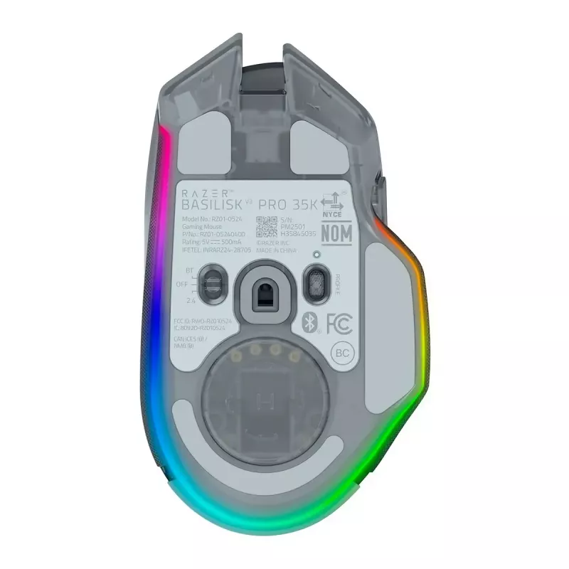 Podkładka pod mysz gamingową Razer Basilisk V3 Pro 35K Phantom biały Edition — powierzchnia gamingowa zoptymalizowana pod kątem myszy optycznych i laserowych