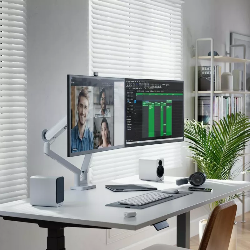 Monitor biurkowy ALOGIC - Clarity Max Touch - 32-calowy ekran dotykowy - 3840x2160 (4K UHD) z USB-C Power Delivery i kamerą internetową