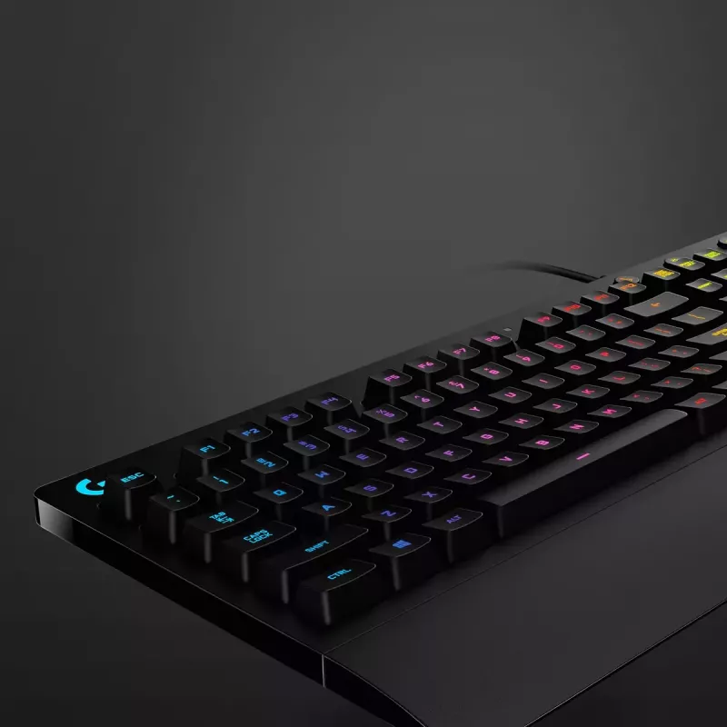 Klawiatura gamingowa Logitech G G213 Prodigy Full-size RGB LED przewodowa