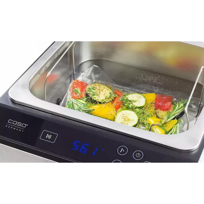 Immersion sous vide cooker Caso SV900 2000 W stainless steel immersion circulator for precise low-temperature cooking
