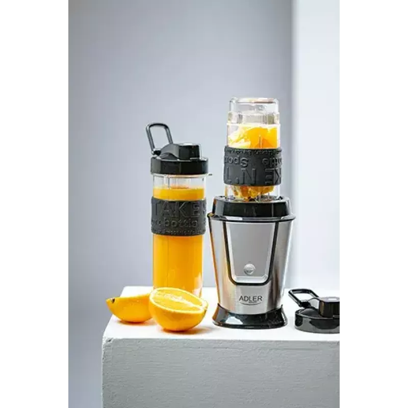 Blender sportowy Adler AD 4081 — przenośny blender osobisty, 800 W mocy maks., kubek 0,57 l, ostrze ze stali nierdzewnej, 2 butelki