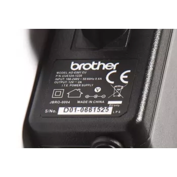 Brother ADE001EU zasilacz sieciowy / inwerter Wewnętrzny Czarny