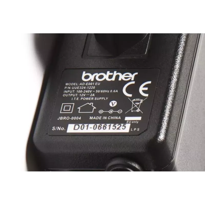 Brother ADE001EU zasilacz sieciowy / inwerter Wewnętrzny Czarny