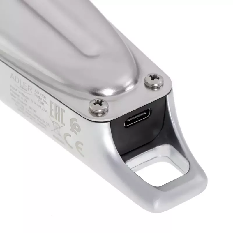 Maszynki do włosów Adler AD 2831 Srebrny Stal nierdzewna W kształcie litery V 1 mm