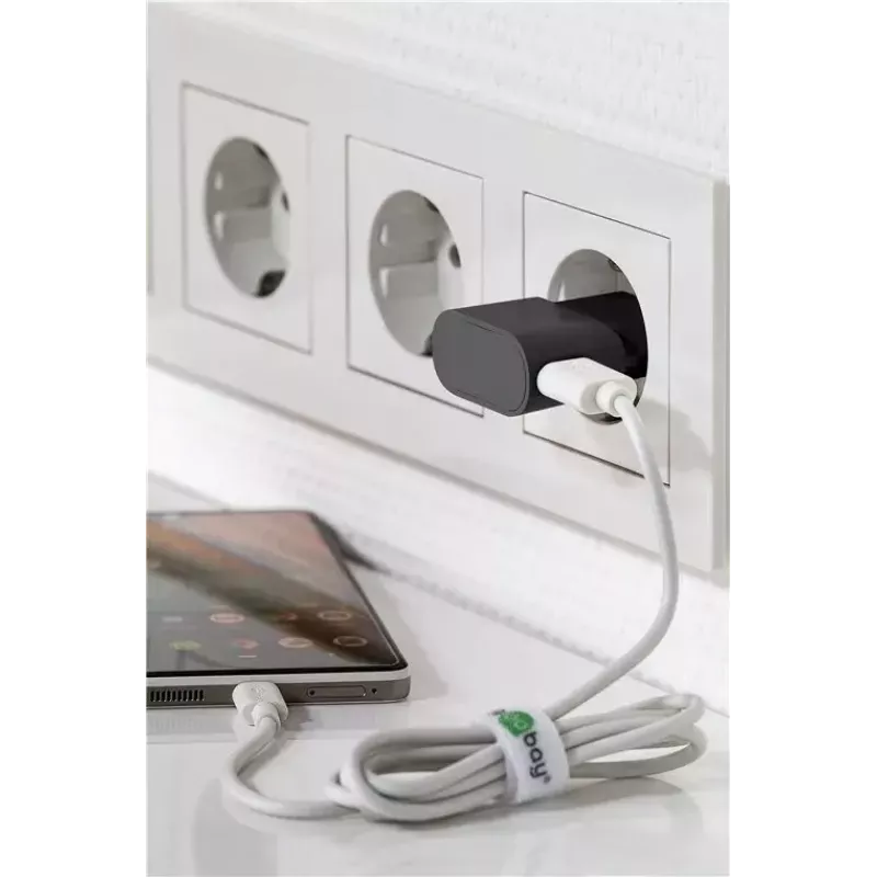 Ładowarka sieciowa GOOBAY 45298 – uniwersalna USB 5V 1m, AC 100–240V, 5 W, czarna
