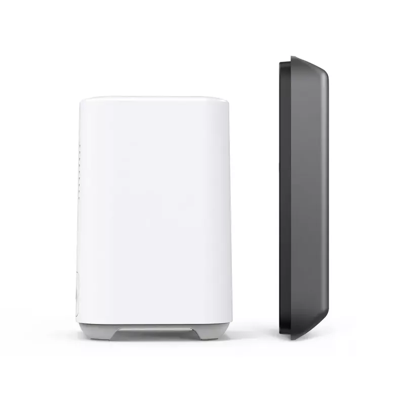 Kamera zabezpieczająca Eufy E8213 czarno-biała podwójna detekcja ruchu 16 GB
