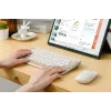 Bezprzewodowa klawiatura Bluetooth ASUS Marshmallow KW100 — układ US International, kolor Oat Milk