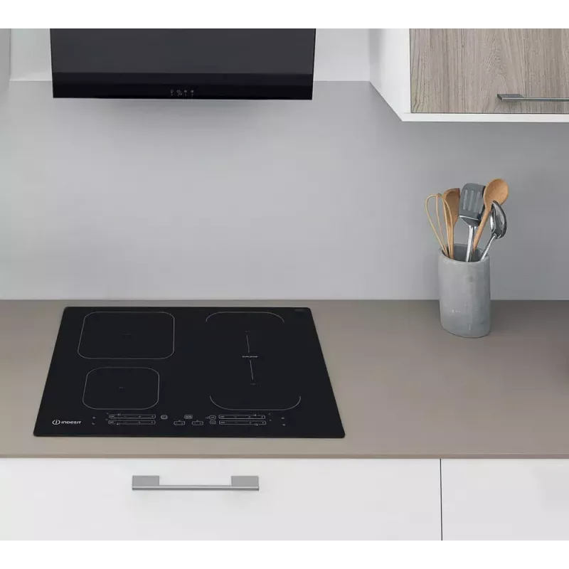 Indesit IB 65B60 NE Czarna Płyta indukcyjna do zabudowy 59 cm 4 strefy