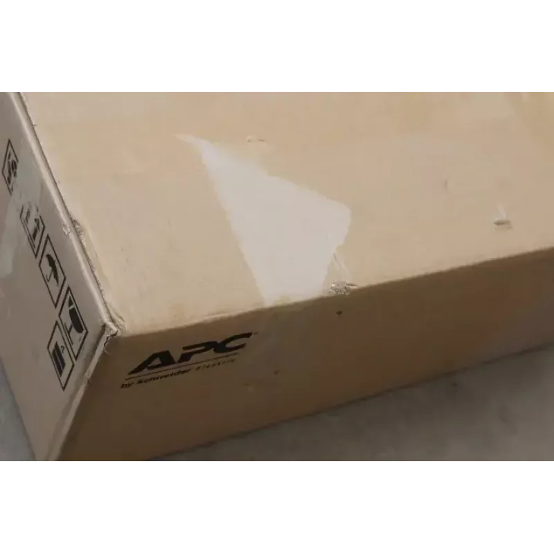 UPS Schneider Electric SMT1500RMI2UNC 1500VA Rackmount 2U z 4× gniazdami IEC C13