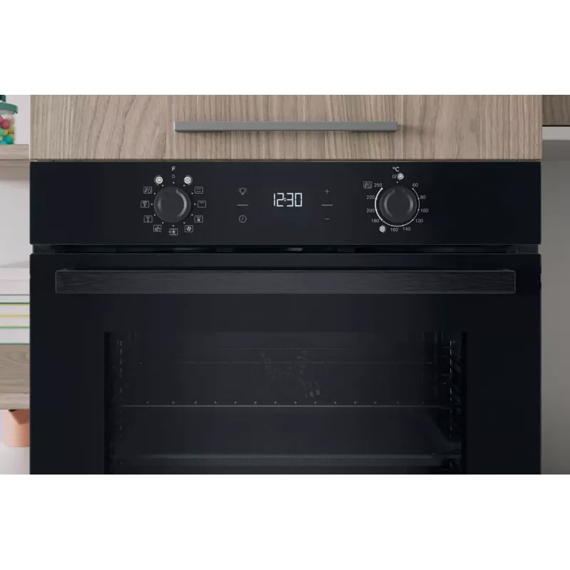 Piekarnik do zabudowy INDESIT IO K58HS B — 71 l, czyszczenie hydrolityczne, konwekcja, grill, para