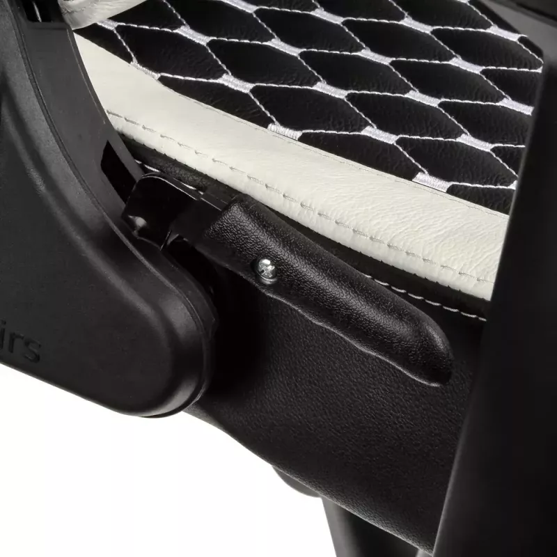 Fotel gamingowy PC noblechairs EPIC — wyściełane siedzisko, maks. obciążenie 120 kg, wysokość 131–141 cm, szerokość siedziska 56 cm, kółka kastorowe
