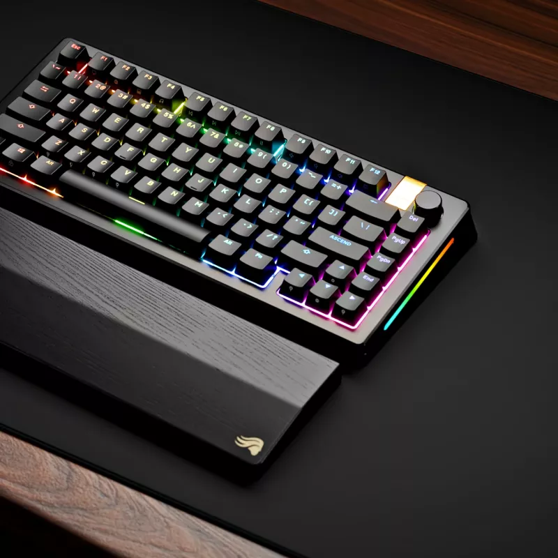 Mechaniczna klawiatura gamingowa GLORIOUS GMMK 3 PRO HE 75% bezprzewodowa RF + Bluetooth, RGB, US QWERTY, czarna