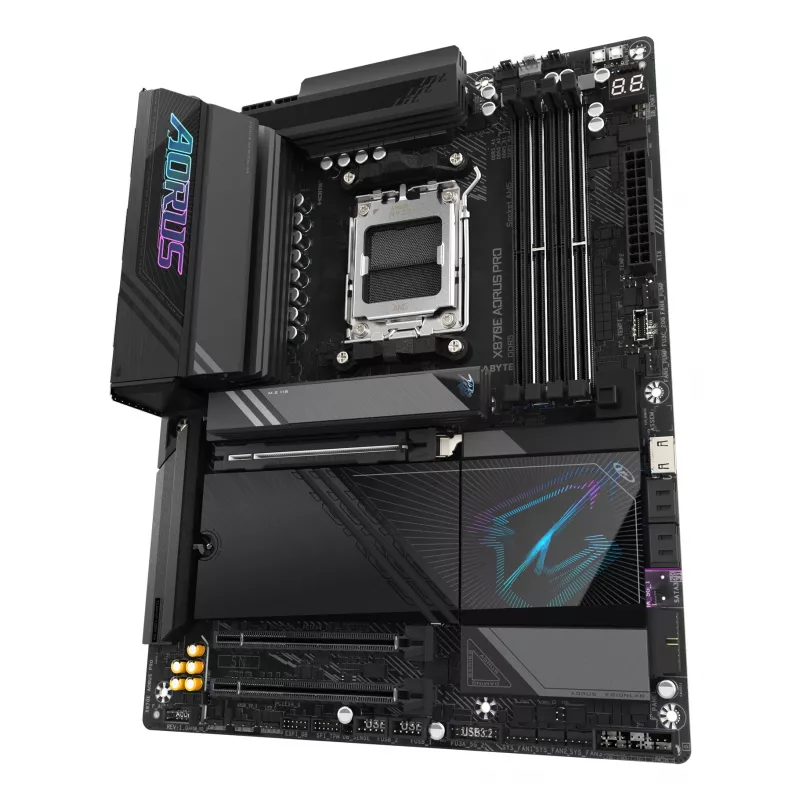 Płyta główna GIGABYTE X870E AORUS PRO - obsługuje procesory AMD Ryzen 9000, 16+2+2 faz cyfrowego VRM, do 8000 MHz DDR5 (OC), 3xPCIe 5.0 + 1xPCIe 4.0, Wi-Fi 7, 2,5GbE LAN, USB 4
