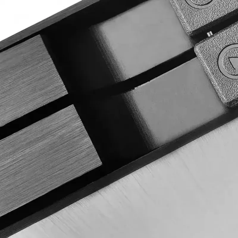 Panel wnęki napędu Silverstone SST-FS202B Czarny