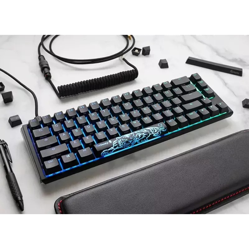 Ducky One 3 Classic SF klawiatura gamingowa USB mechaniczna 67 klawiszy RGB