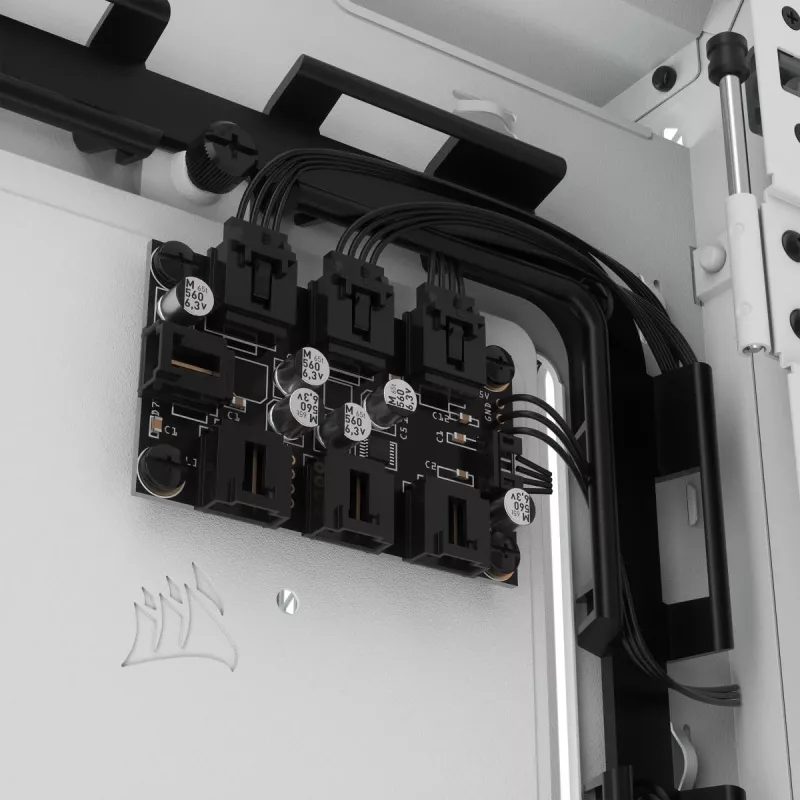 Obudowa CORSAIR iCUE 5000X RGB - Mid-tower ATX z hartowanym szkłem - Biała