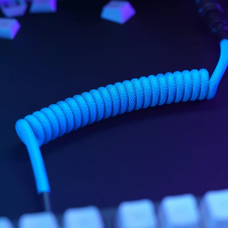 Kabel USB zwijany GLORIOUS GMMK Electric niebieski — Odłączany kabel do klawiatury, złącza kątowe
