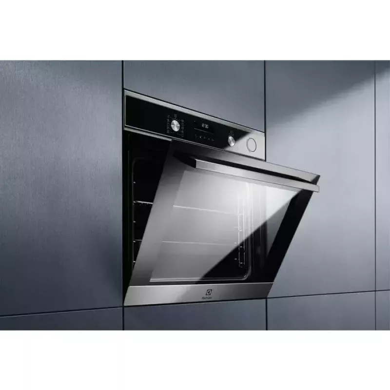 Piekarnik elektryczny do zabudowy Electrolux EOC6H76X — 72 l, termoobieg, grill, para, timer cyfrowy
