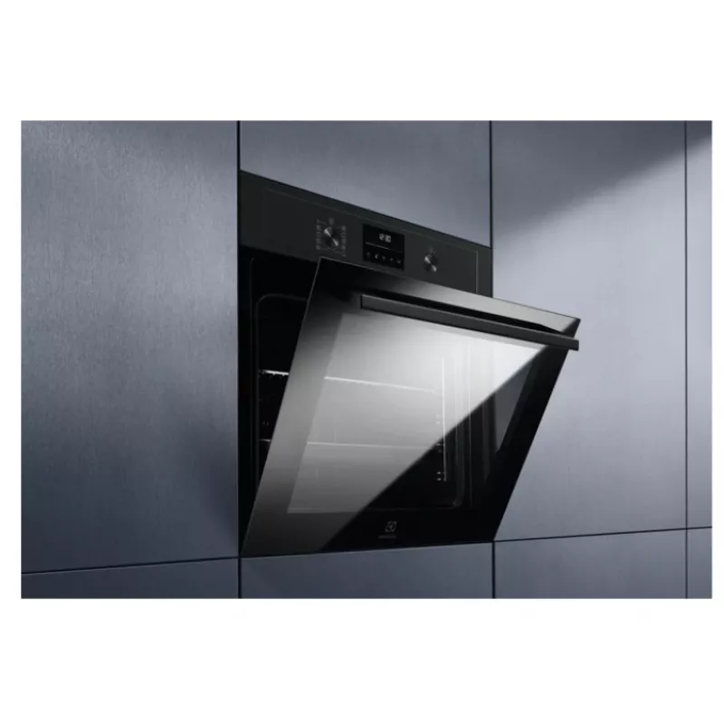 Piekarnik elektryczny do zabudowy Electrolux EOD4P57H — 72 l, samoczyszczenie pirolityczne, gotowanie na parze i konwekcja, grill 2300 W, czarny