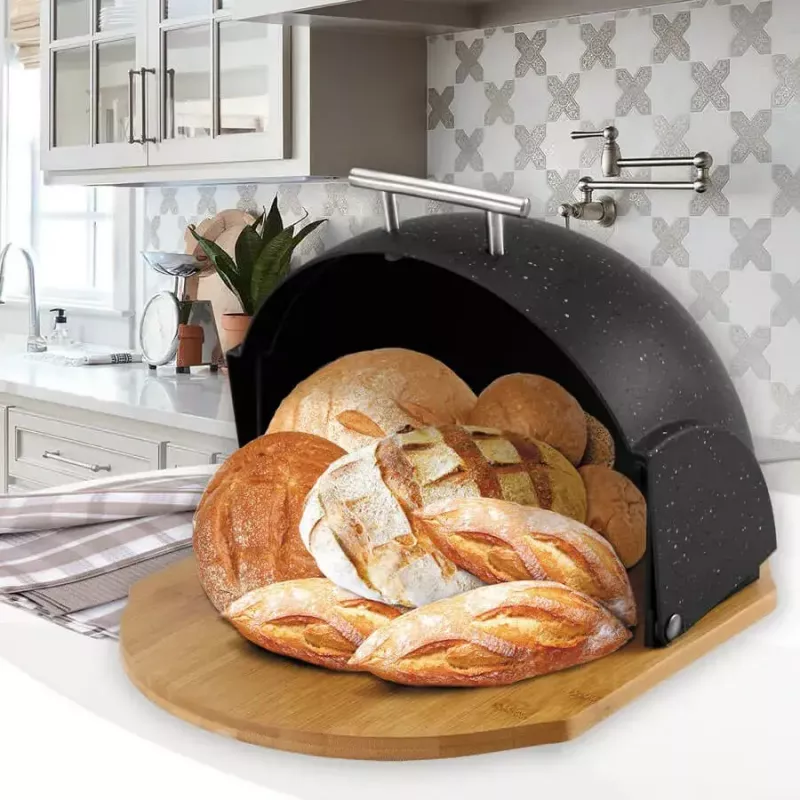 Pojemnik na chleb Maestro MR-1678G-Czarny — owalny pojemnik do przechowywania pieczywa, tworzywo sztuczne z pokrywą bambusową, 350×200×250 mm