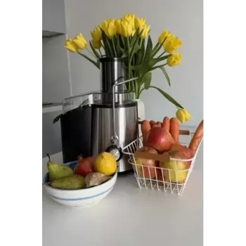 Wyciskarka wirnikowa MPM MSO-18-M, silnik 1000 W, pojemnik na sok 1 L, regulacja 2-stopniowa, stal nierdzewna, czarny/srebrny