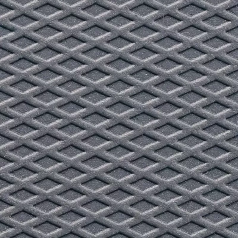 Twardy transporter dla psa FERPLAST Superior 770×510×550 mm — klatka metalowo-plastikowa dla małych psów 5–9,9 kg, czarny