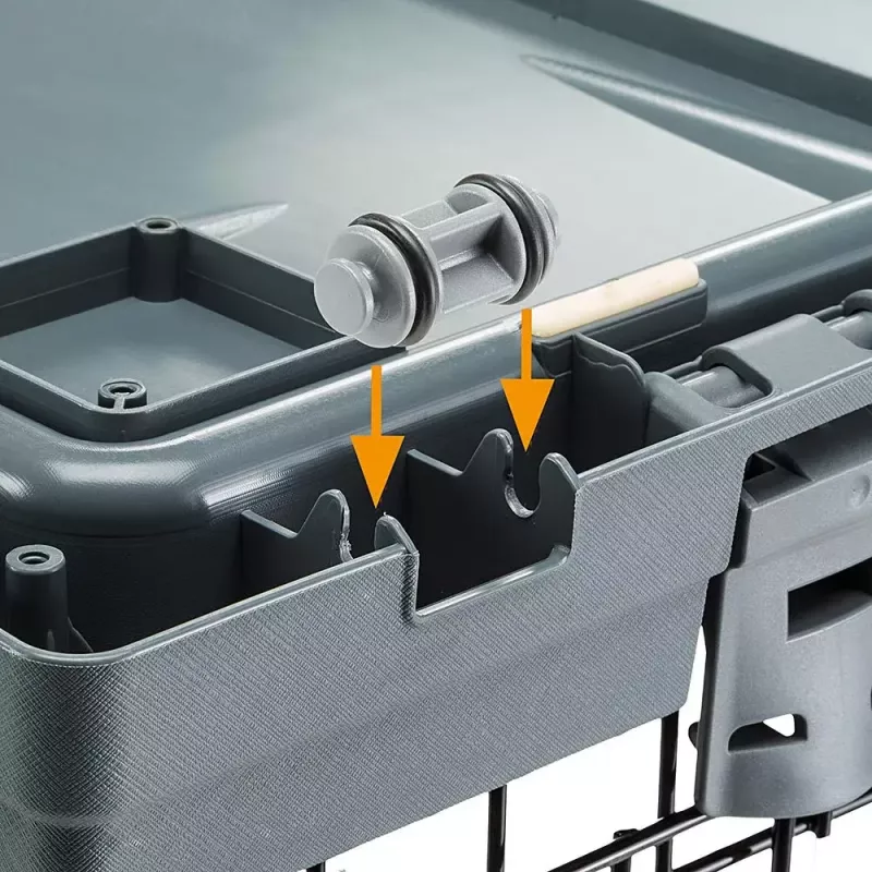 Twardy transporter dla psa FERPLAST Superior 770×510×550 mm — klatka metalowo-plastikowa dla małych psów 5–9,9 kg, czarny