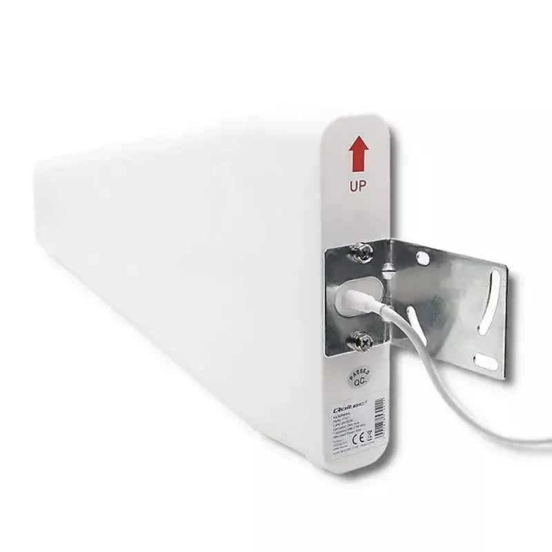 Zewnętrzna antena 4G LTE QOLTEC 57021 — zysk 18 dBi, 600–2700 MHz, 50 Ω, 50 W, biała obudowa z tworzywa sztucznego