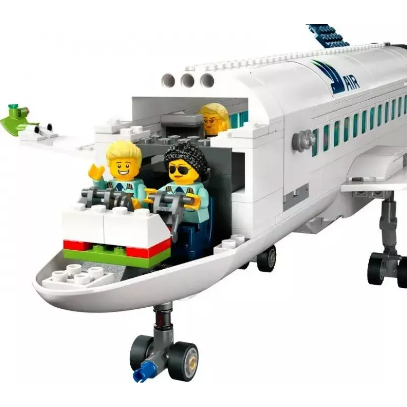 LEGO Zestaw konstrukcyjny Samolot pasażerski 60367 — seria City, 913 elementów, 2 minifigurki, szczegółowe wnętrze