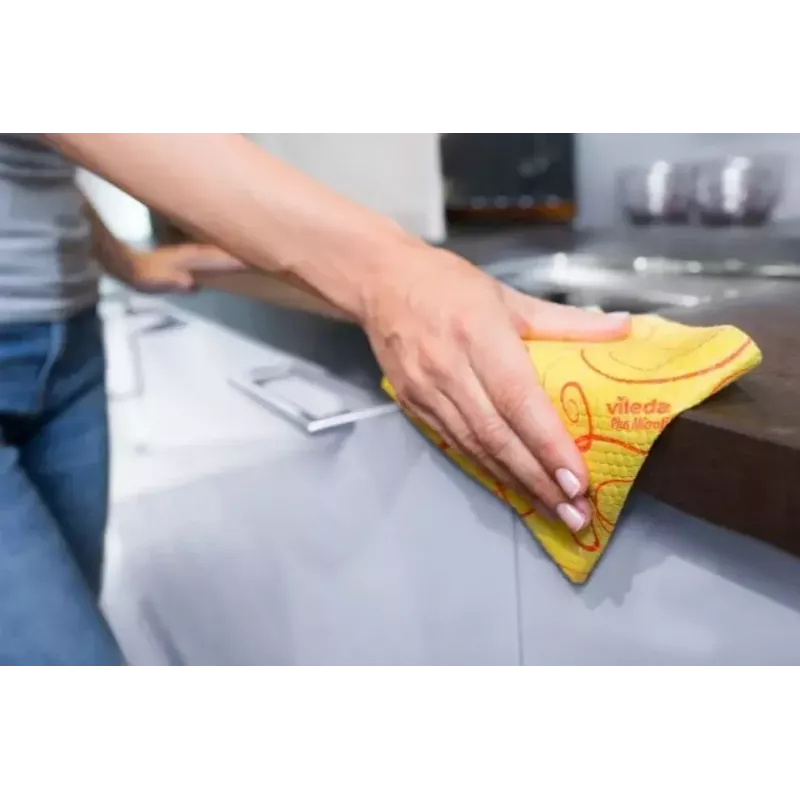 Szmatka do czyszczenia VILEDA Universal Cloth 144828, zestaw 3 sztuk wielorazowych ściereczek, 340 x 340 mm, 50% wiskoza/30% poliester/20% polipropylen