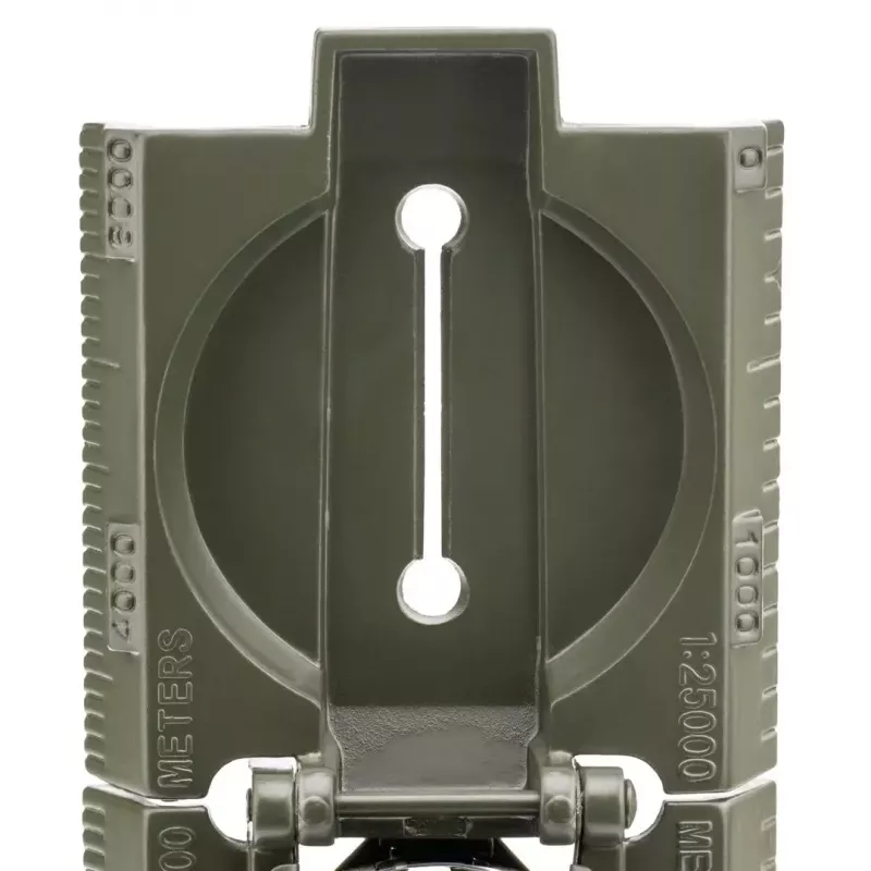 Magnetyczny kompas nawigacyjny Mil‑Tec Mil‑Tec US z podświetleniem, aluminiowa obudowa, skale 1:50k i 1:25k, oliwkowy