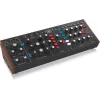Synthesizer Behringer Model D Czarny Kolor obudowy Czarny Źródło zasilania DC AC