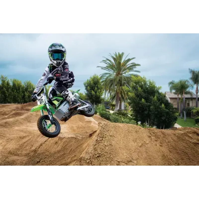 Hulajnoga elektryczna Razor Dirt Rocket SX350 McGrath — 24 V, 22 km/h, 12-calowe koła, jednoosobowa, czarna