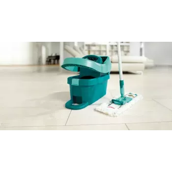 Mop Leifheit 55045 Wet Microfiber — płaski mop na mokro z głowicą z mikrofibry do mycia podłóg