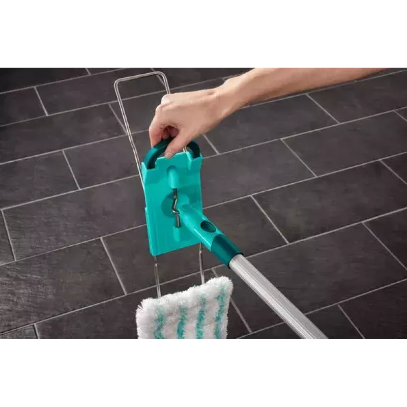 Mop Leifheit 55045 Wet Microfiber — płaski mop na mokro z głowicą z mikrofibry do mycia podłóg