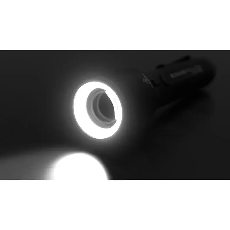 Latarka ręczna Led Lenser 502987, kompaktowy aluminiowy korpus, 1000 lm, akumulator Li‑Ion 4800 mAh, IP68, 8000 K, 176 mm, 41 g