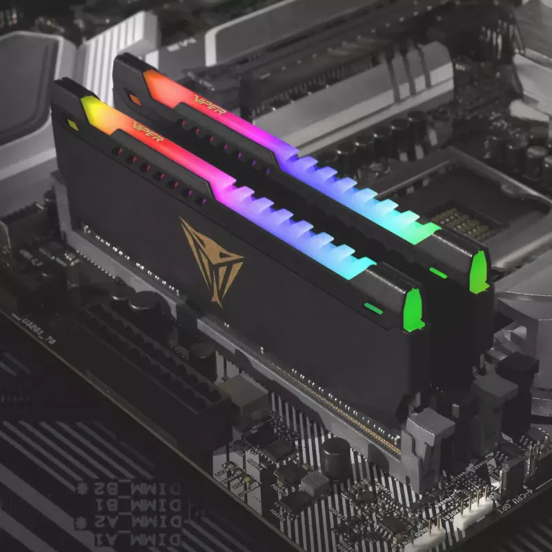 PATRIOT Viper Steel RGB DDR4 32GB (2x16GB) 3200MHz 288-pin DIMM, wysokość 44mm