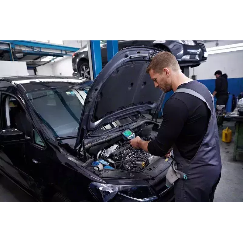 Bosch GTC 600 C Równoważna szumowi różnica temperatur (NETD) IR Czarny, Niebieski 256 x 192 pikseli Wbudowany wyświetlacz LCD