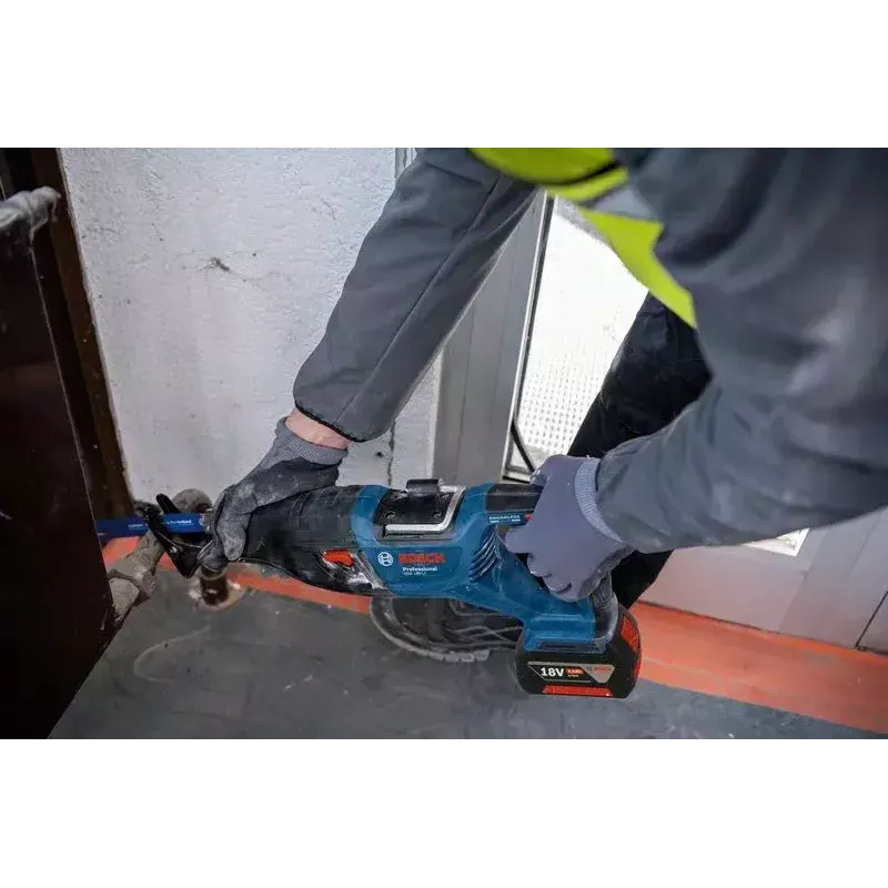 Piła szablasta Bosch GSA 185-LI Brushless 2900 spm Czarna