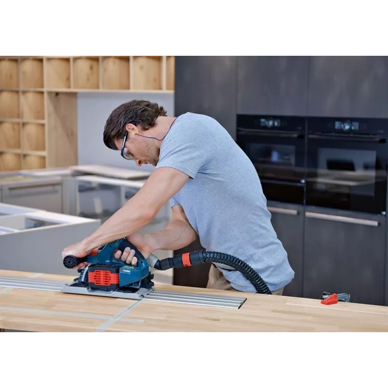 “Bosch Combi-kit 4 narzędzia 18V bateria”
